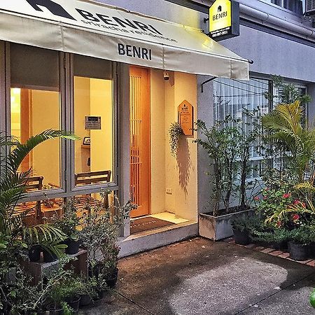 Hotel Benri sriracha Residencia Si Racha Exterior foto