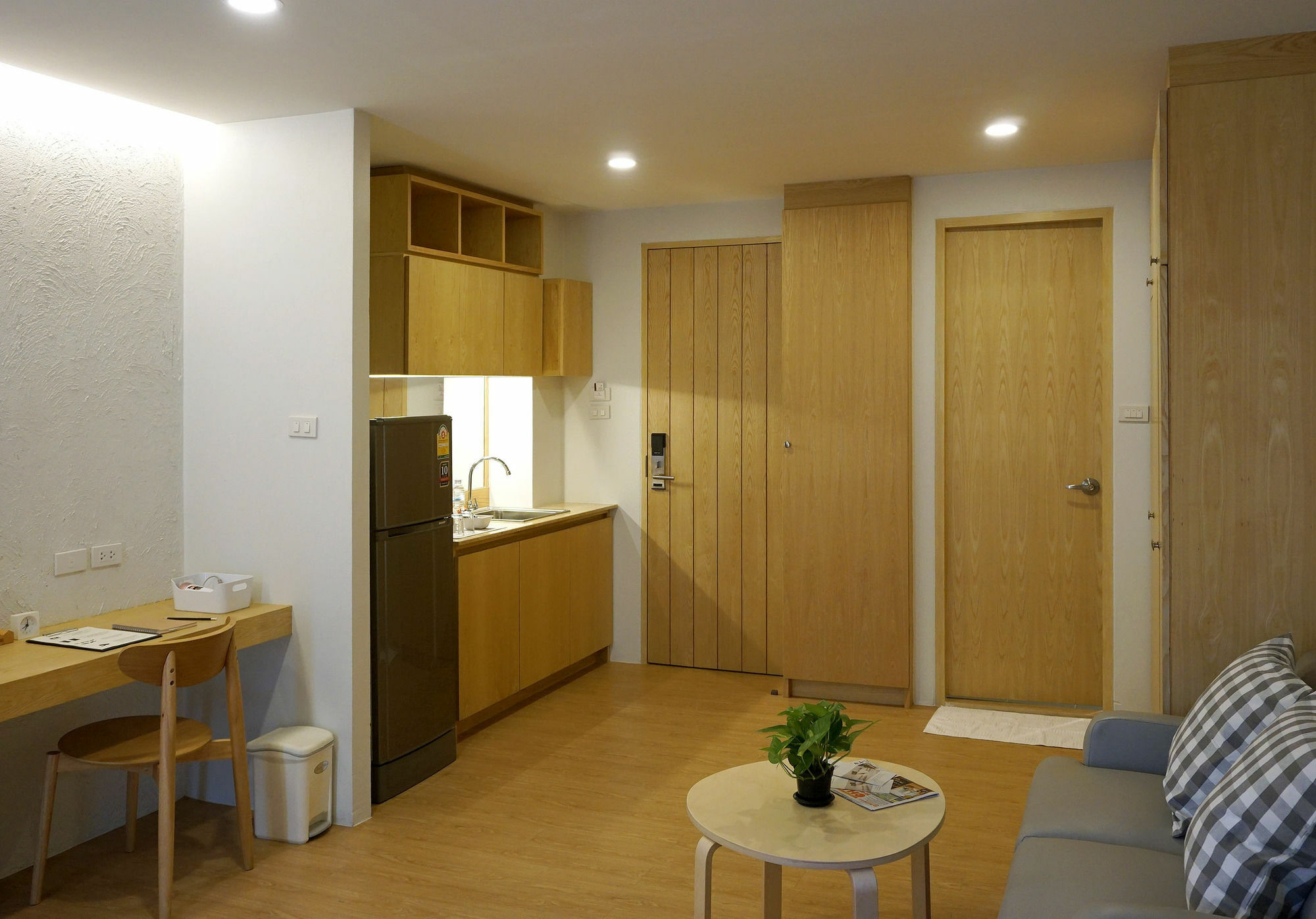 Hotel Benri sriracha Residencia Si Racha Exterior foto