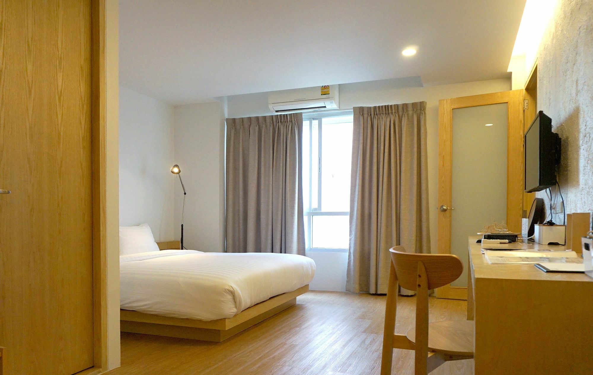 Hotel Benri sriracha Residencia Si Racha Exterior foto